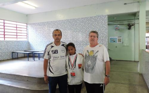 Jovem é a primeira mulher quilombola a receber medalhas em jogos regionais. Foto: Kauê Santos Silva/ADECC Jovem é a primeira mulher quilombola a receber medalhas em jogos regionais. Foto: Kauê Santos Silva/ADECC